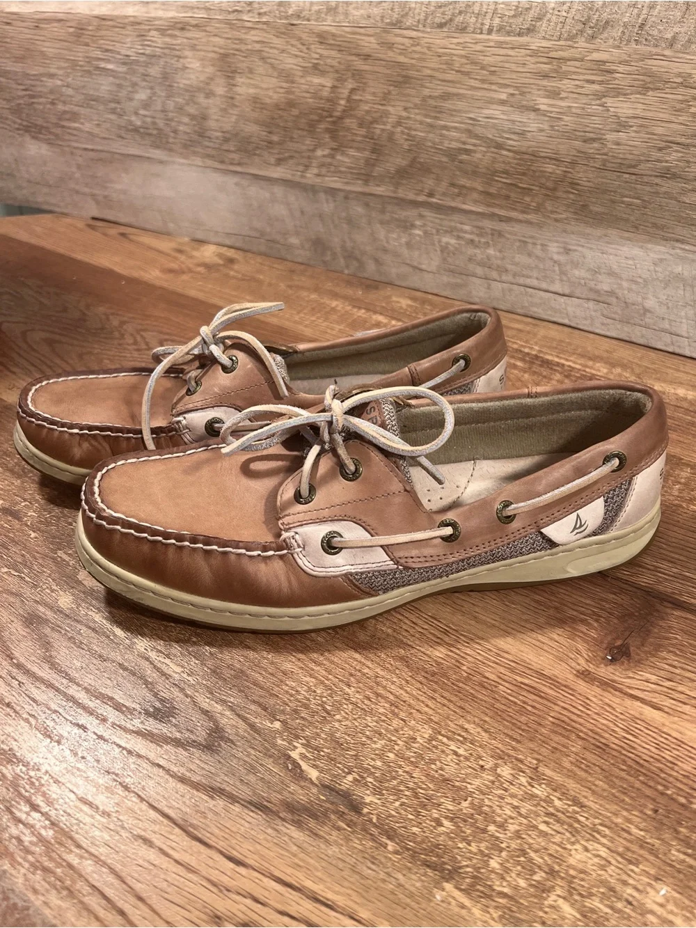 Sperry Top Sider Tan Leather Women’s Classic Boat Shoes Size 9.5